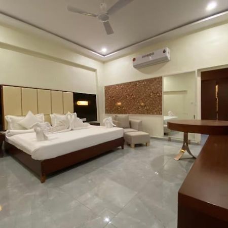 One Earth Santu Eco Resort Бхавнагар Экстерьер фото